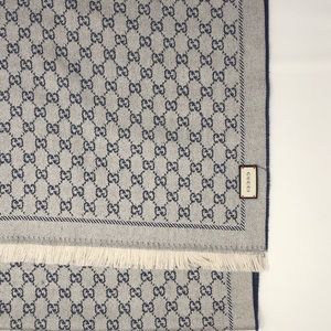 Gucci scarf